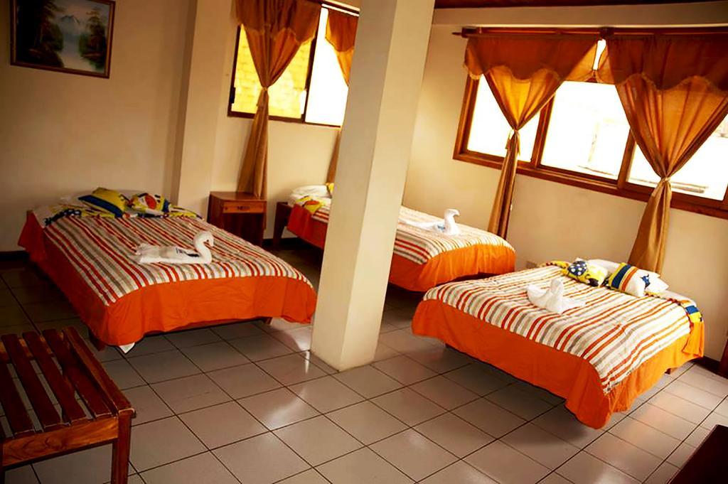Hostal Castro Galapagos Puerto Ayora  Habitación foto